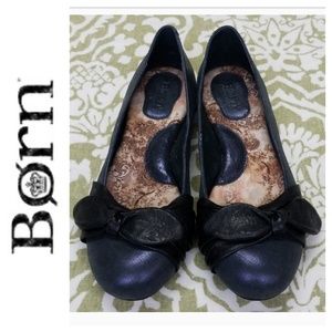 BORN flats blue black bow, New, leather upper